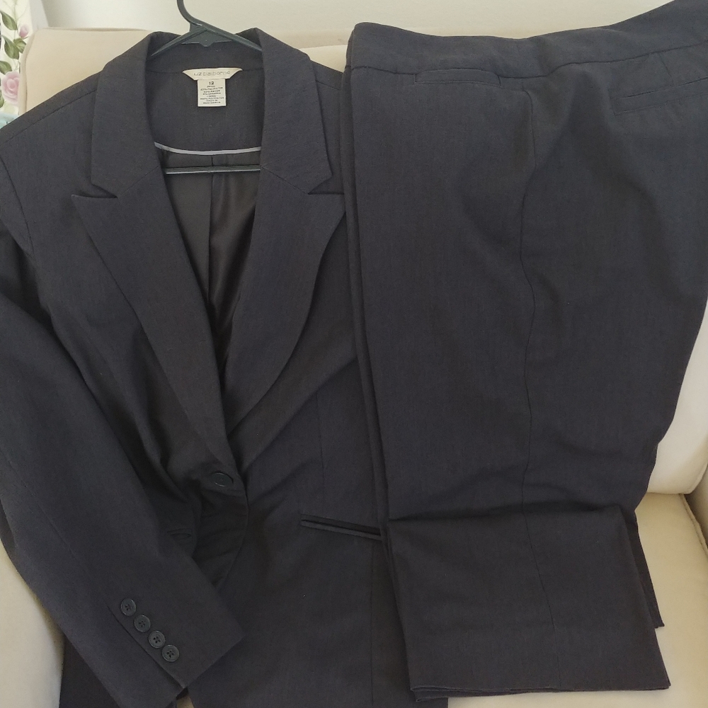Liz Claiborne ladies pant suit.